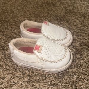 DC Kids White Moccasins with pink Accents